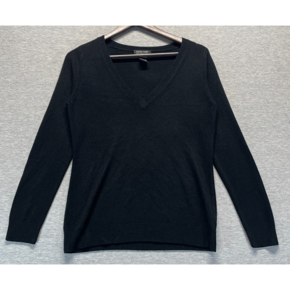 New York & Company V Neck Sweater Womens Medium Black Acrylic Tight Knit Ribbed